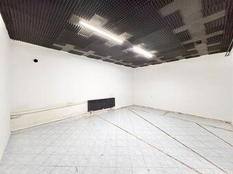 1. Reality Rent ponúka na prenájom obchodný priestor 76 m2 n