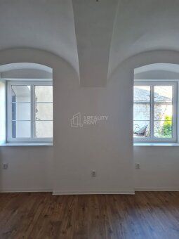1. Reality Rent ponúka na predaj Zemiansku kúriu v okrese Ma
