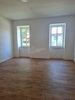 1. Reality Rent ponúka na predaj Zemiansku kúriu v okrese Ma