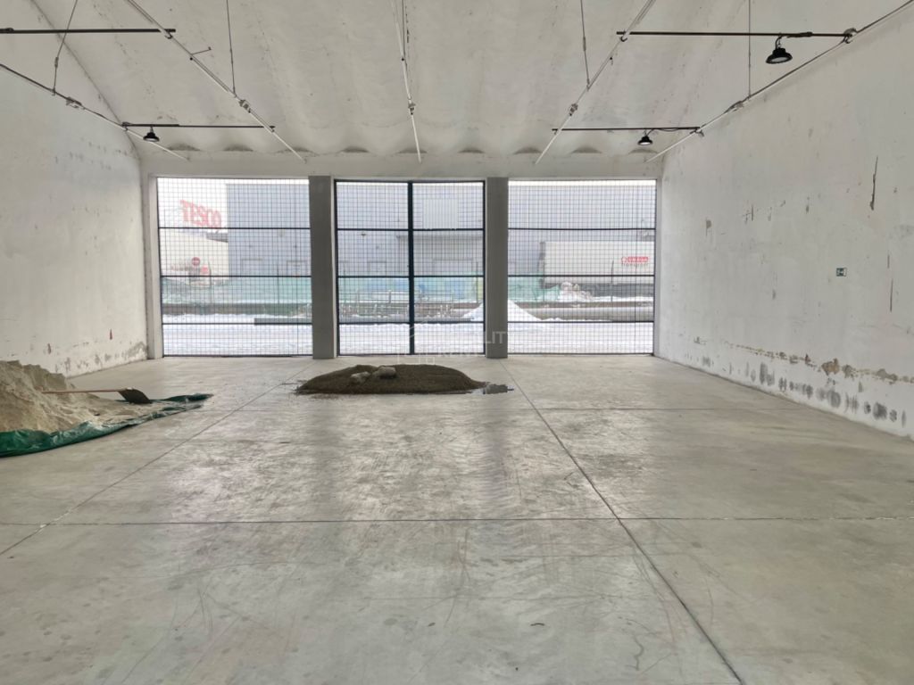 1.Reality Rent Žilina. Na prenájom krytý skladový priestor o