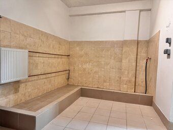 1. Reality Rent ponúka na prenájom priestory 32 m2 na ulici 