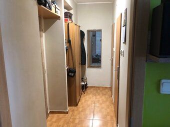 Ponúkame na predaj zariadený 1- izbový byt na ul. Nár. tried