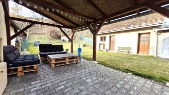 V obci Brusno ponúkame na predaj murovaný rodinný dom, ktorý