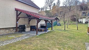 V obci Brusno ponúkame na predaj murovaný rodinný dom, ktorý