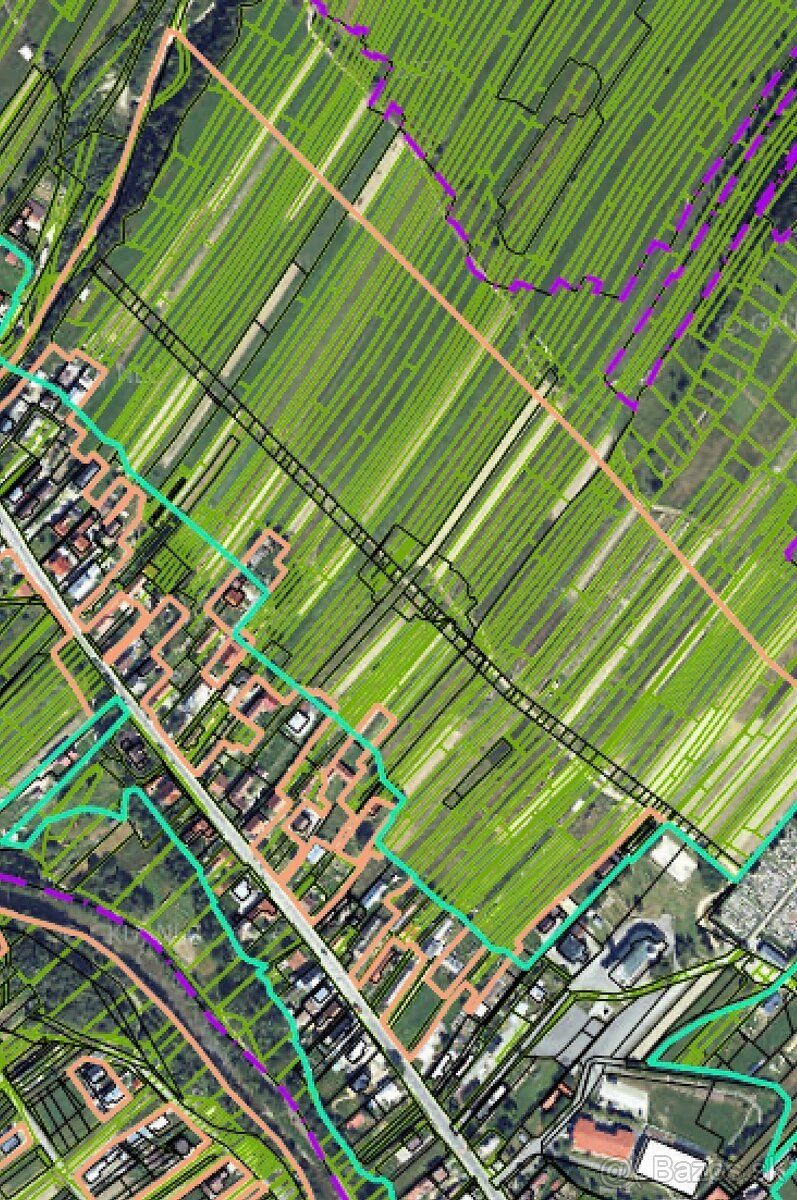Odpredajom spoluvlastnícky podiel cca 200m2 v obci Oravská P