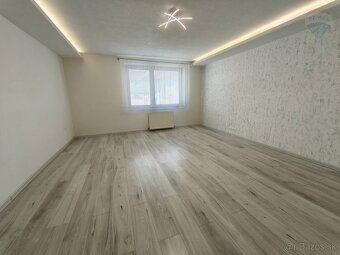 RE/MAX Joy ponúka na predaj veľkometrážny 3-izbový byt v Čie