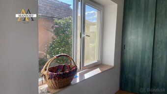 Na prenájom rodinný dom s pozemkom 922 m2 za 450 eur / 1 mes
