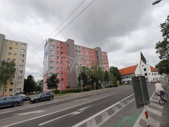 Garsónka na prenájom v centre mesta vedľa Mestského úradu, 2