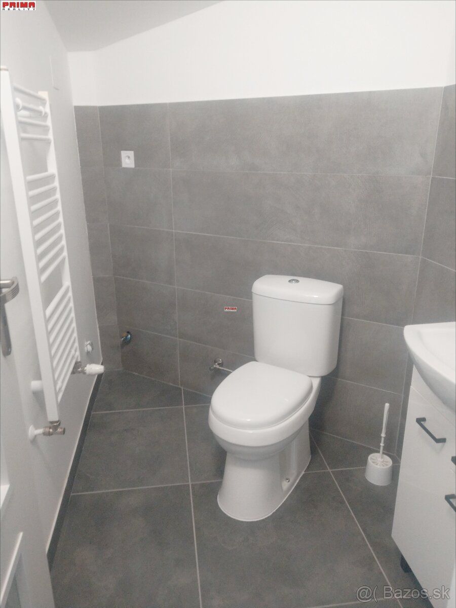 ID 3148 Prenájom: priestor na služby 34 m2 centrum, Národná 
