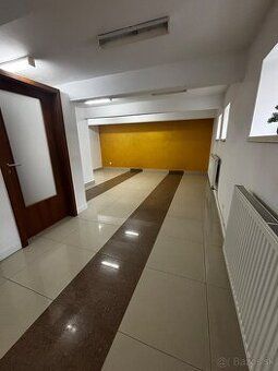 ID 3148 Prenájom: priestor na služby 34 m2 centrum, Národná 