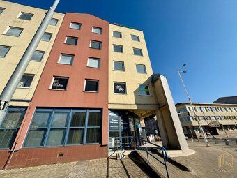 AVORY Realitné Centrum / Ponúkame na prenájom peknú kancelár