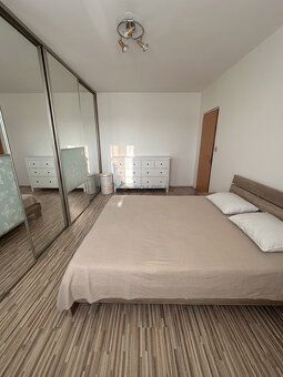 Hľadáte priestranný byt vo Zvolene, ktorý ponúka dostatok mi