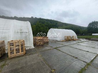 Typ: Pozemky - komerčné Ulica: Staničná Obec: Brezová pod Br
