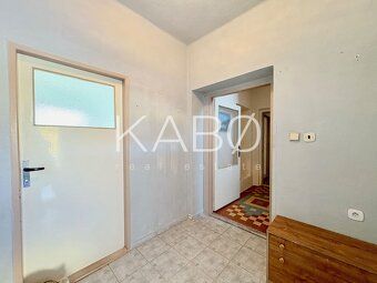 KABØ Real estate Vám ponúka na predaj priestranný rodinný do