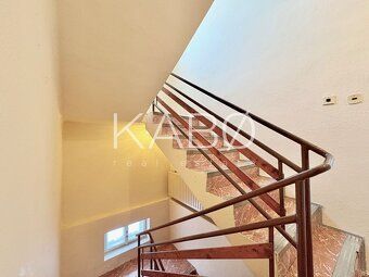 KABØ Real estate Vám ponúka na predaj priestranný rodinný do