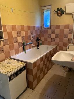 IBA U NÁS! Ponúkame exkluzívne na predaj rodinný dom postave