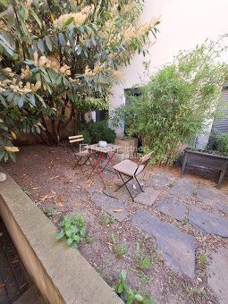 F003-212-PAHO
Bývanie s dušou v srdci Nitry: Dizajnový loft 