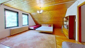 Ikonreality Vám ponúka na predaj priestranný 6-izbový rodinn