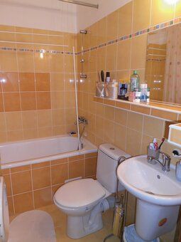 Tel: 0908 715 715, Ponúkam na predaj kompletne zariadený 1 i