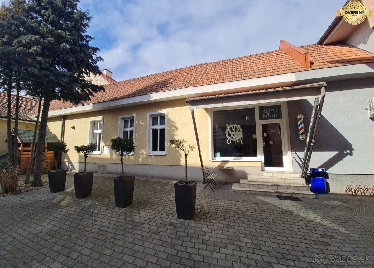 Ponúkame na prenájom obchodný priestor na frekventovanom mie
