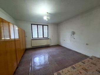 🔥 NA PREDAJ 🔥 🏡 Starší rodinný dom v obci Kamenec pod Vtáčni