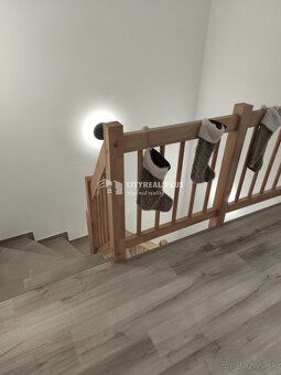 Ponúkame Vám na predaj murovanú 5 izbovú Novostavbu v Radove