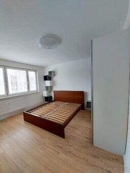 Dám do prenájmu byt s výmerou cca. 50m2, na Zapotôčkoch, ul.