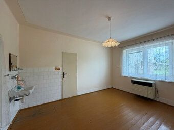 Typ: Rodinný dom Ulica: Jilemnického Obec: Kolárovo
Realitná