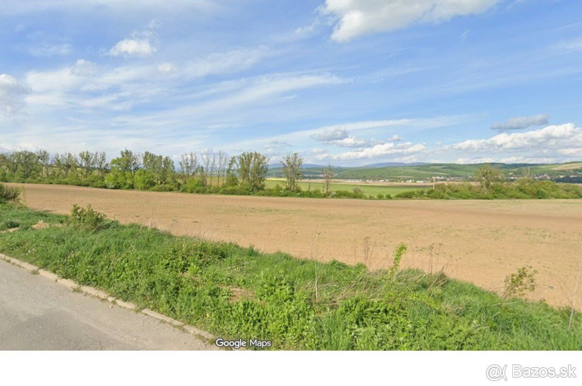 Predám investičný pozemok - orná pôda vo výmere 1180 m2, lok