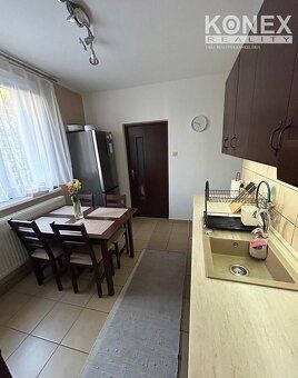 ID:3806
Ponúkame na predaj priestranný 3-izbový byt nachádza