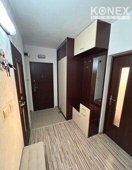 ID:3806
Ponúkame na predaj priestranný 3-izbový byt nachádza