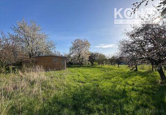 ID:4093
Ponúkame na predaj priestranný a slnečný pozemok v o