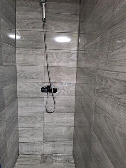 Ponúkame Vám na predaj rodinný dom v Čachticiach, pod legend