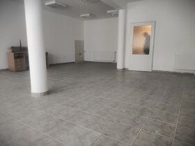 Ponúkame na prenájom kancelárske priestory v centre mesta, n