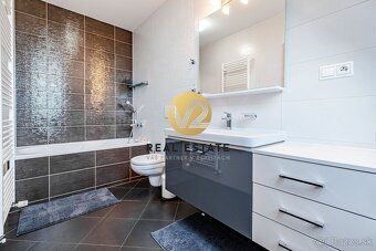 Maroš Vereš +421 904 086 200 e-mail:
V2 Real Estate ponúka n