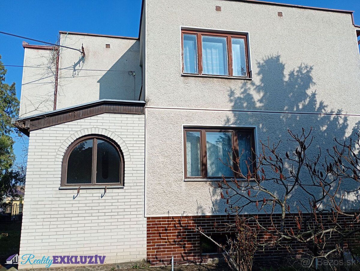 Ponúkam Vám na predaj rodinný dom v meste Želiezovce, katast