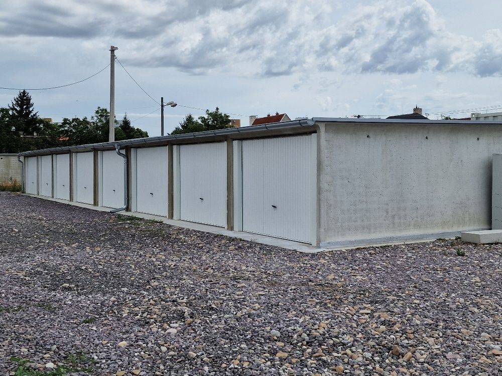 Ponúkame na prenájom prefabrikované garáže pri trati na Prib