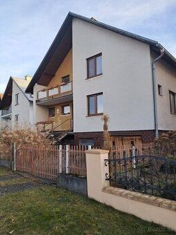 Dobrý deň, hľadám dom/pozemok v Novej Dubnici. Ďakujem. 0908