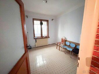 🏡 Veľký tehlový rodinný dom pre 1 alebo 2 rodiny – priestor,