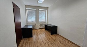 Ponúkame Vám na prenájom samostatné kancelárske priestory v 