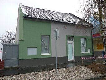 predaj domu Galanta, Bratislavská ul. celkovo 11á, priestory