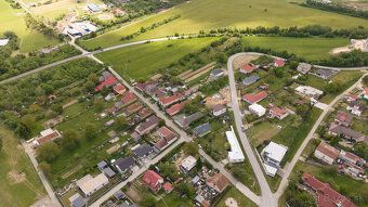 Typ: Pozemok pre rodinné domy Obec: Šemša
Erik Sabol z Reali