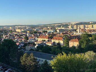 Trojizbák, ktorý čaká na tvoju víziu.
Košice – Ťahanovce | 8
