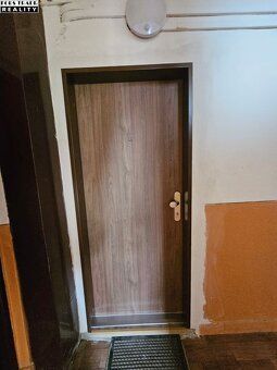 Predáme krásnu novorekonštruovanú garzónku v Šali, na ulici 