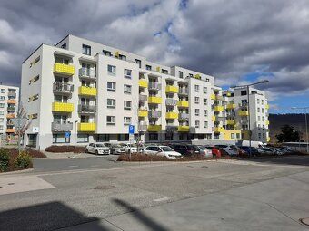 Ponúkam na prenájom pekný, slnečný, klimatizovaný, južne ori