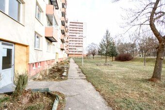 Ponúkame na prenájom komplet zrekonštruovaný 2 izbový byt na
