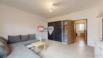 Typ: Rodinný dom Ulica: Chorvátska Obec: Slovenský Grob
Ponú