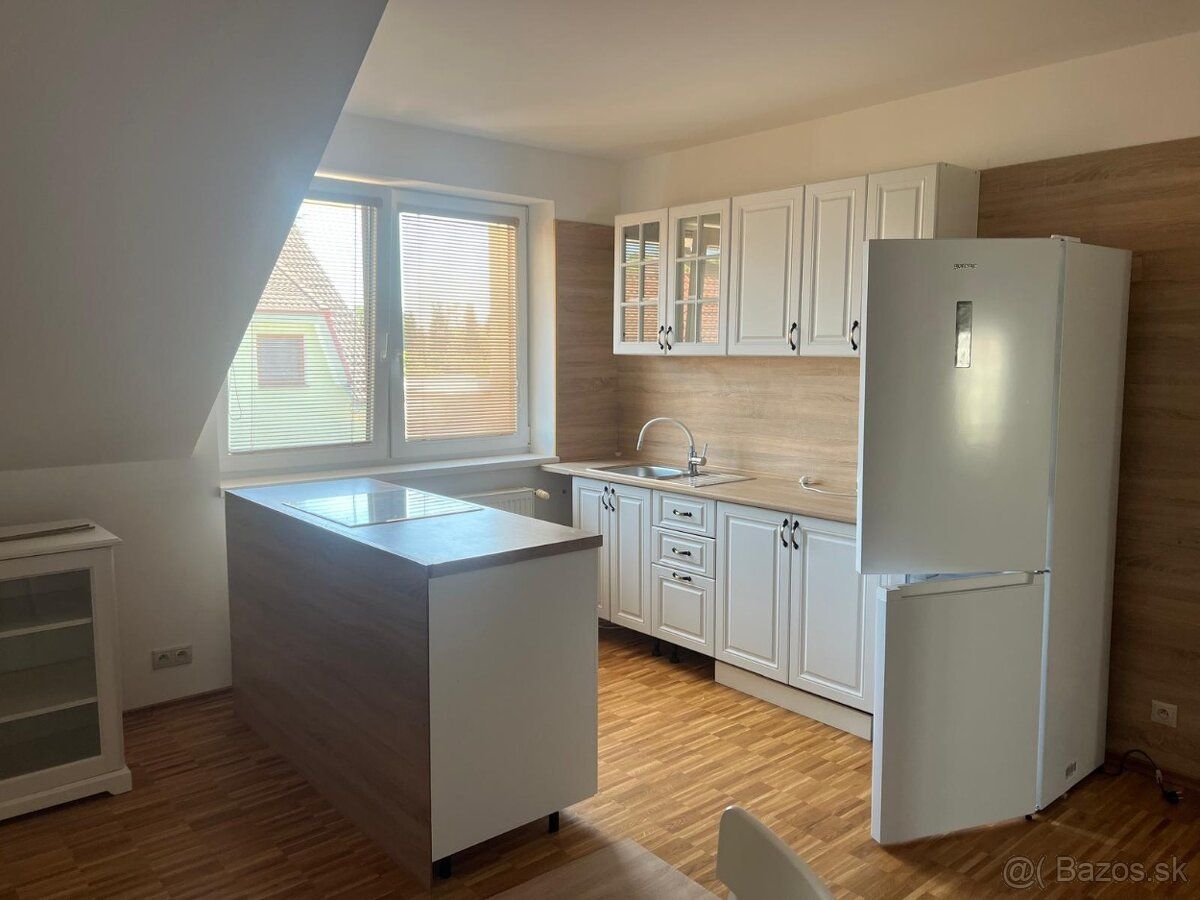 Ponukame dom do prenajmu za cenu bytu. Len 750 eur/mes.vr.en