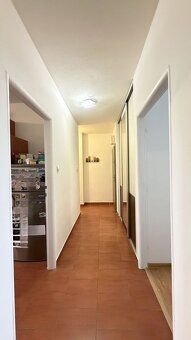 EXKLUZÍVNE IBA U NÁS! Realitná kancelária RE/MAX ponúka na p