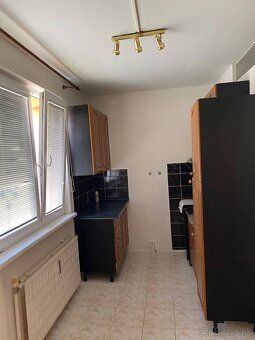Ponúkam na prenájom 2,5 izbový nezariadený byt v Bardejove A